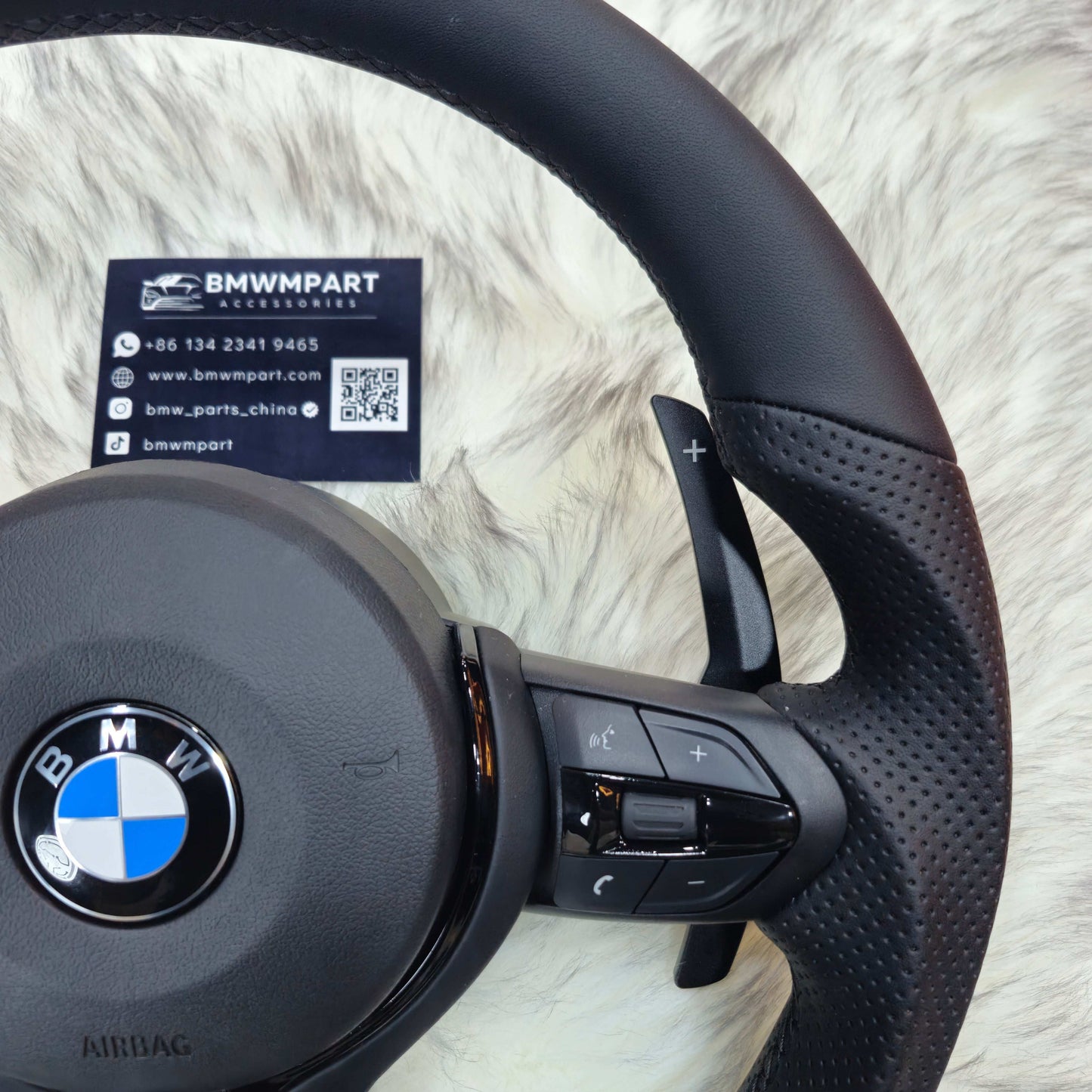 Customized Nappa Leather with Black Trim Steering Wheel For BMW F Series right side