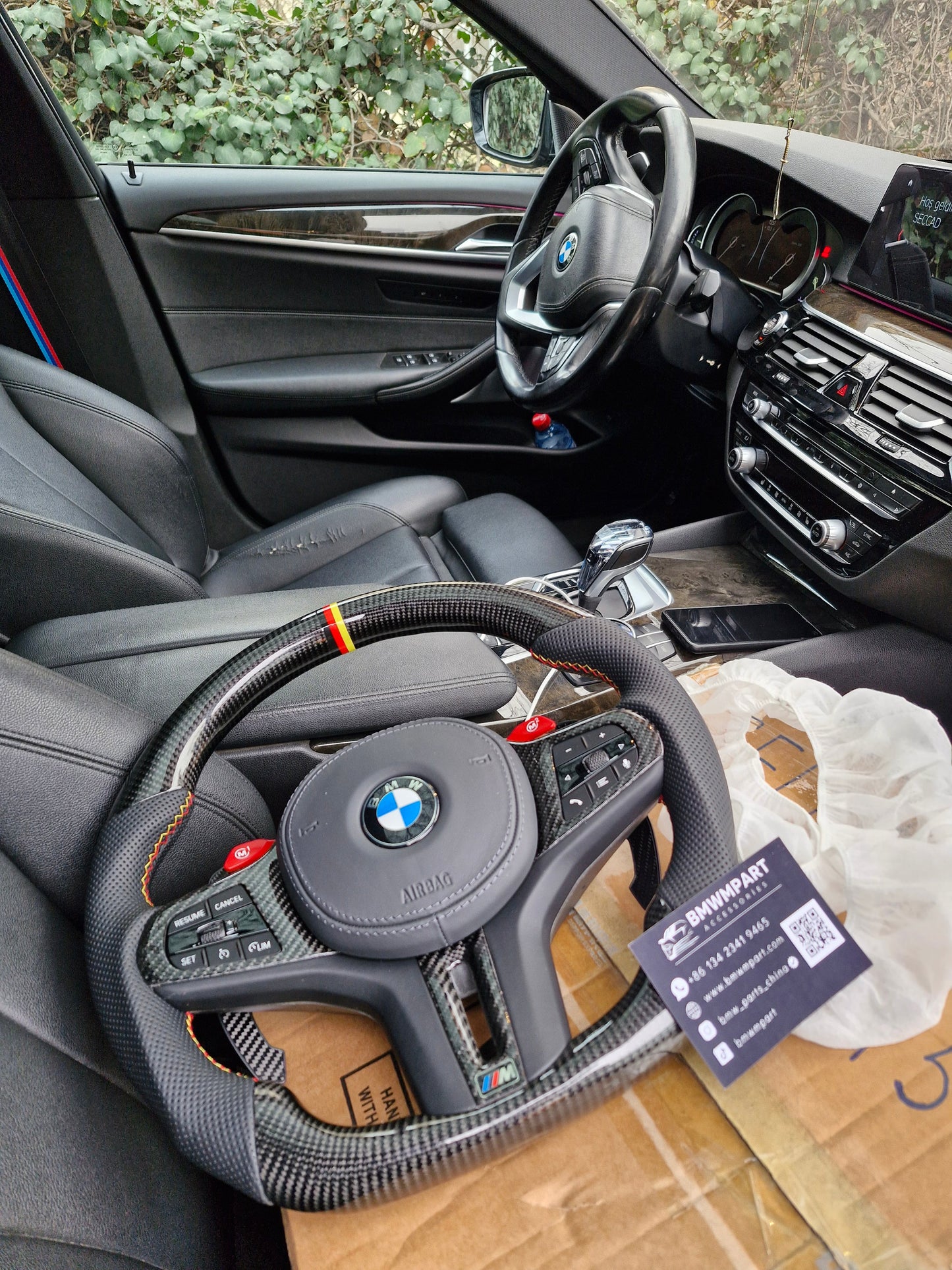 Customized black,red,yellow Trim and Paddle Shifters Carbon Fiber Steering Wheel For BMW G Series