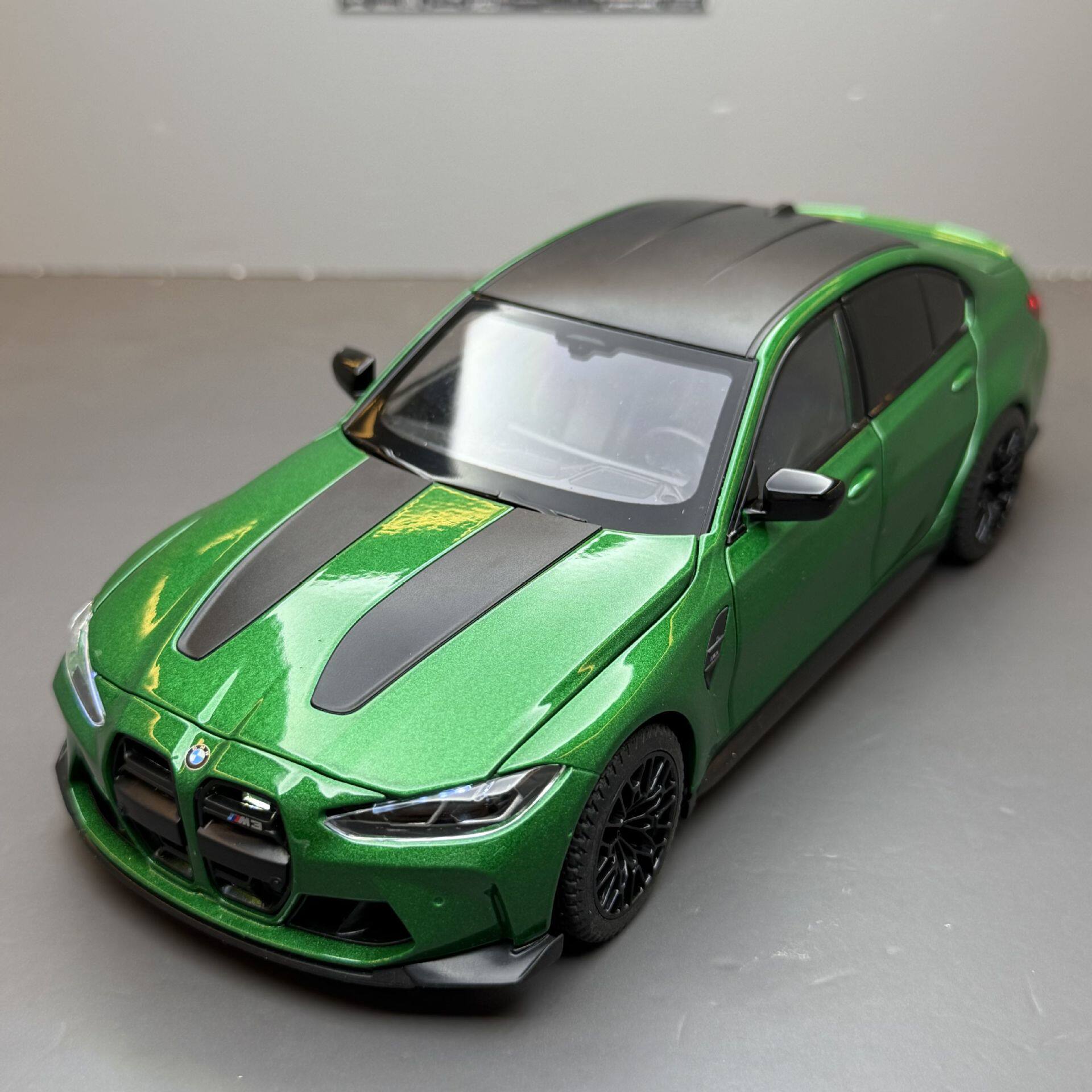 1:24 BMW M3 Alloy Diecast Sports Car Model – Custom License Plate Edition