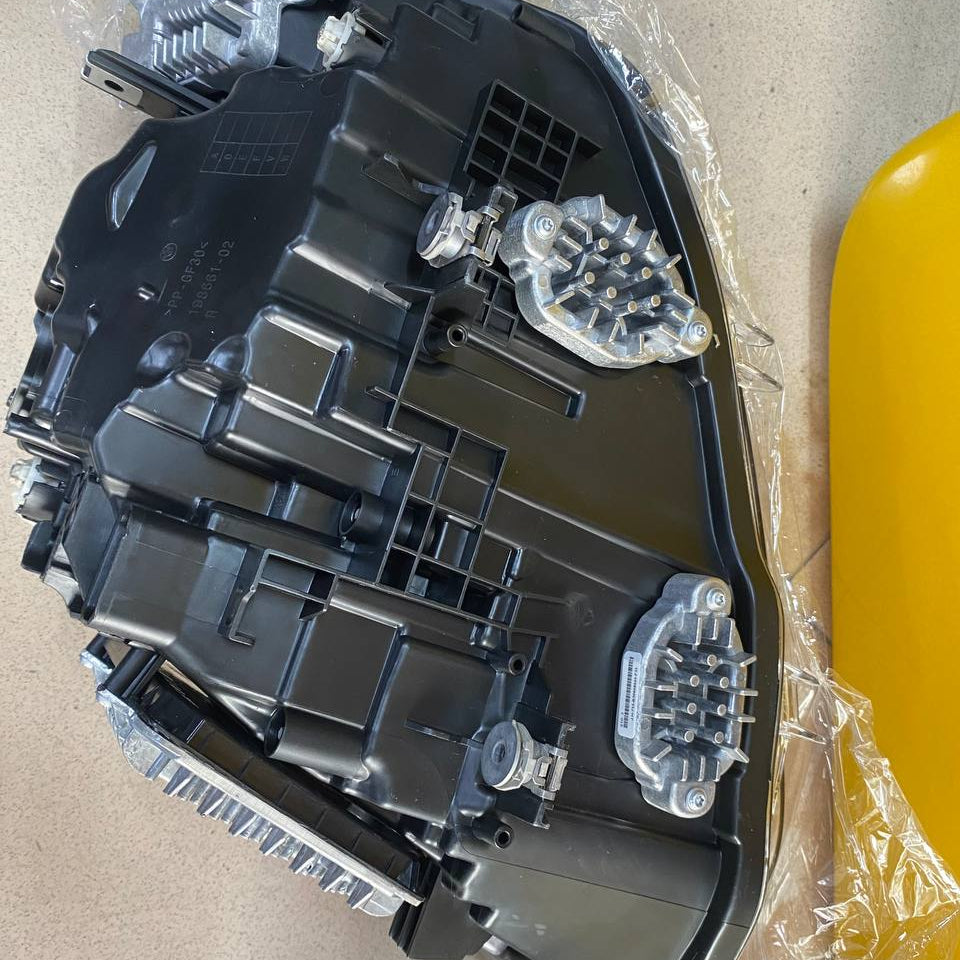 Headlights for BMW 3 Series F30 F35  (LHD)